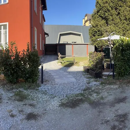 B&B Red House-2
